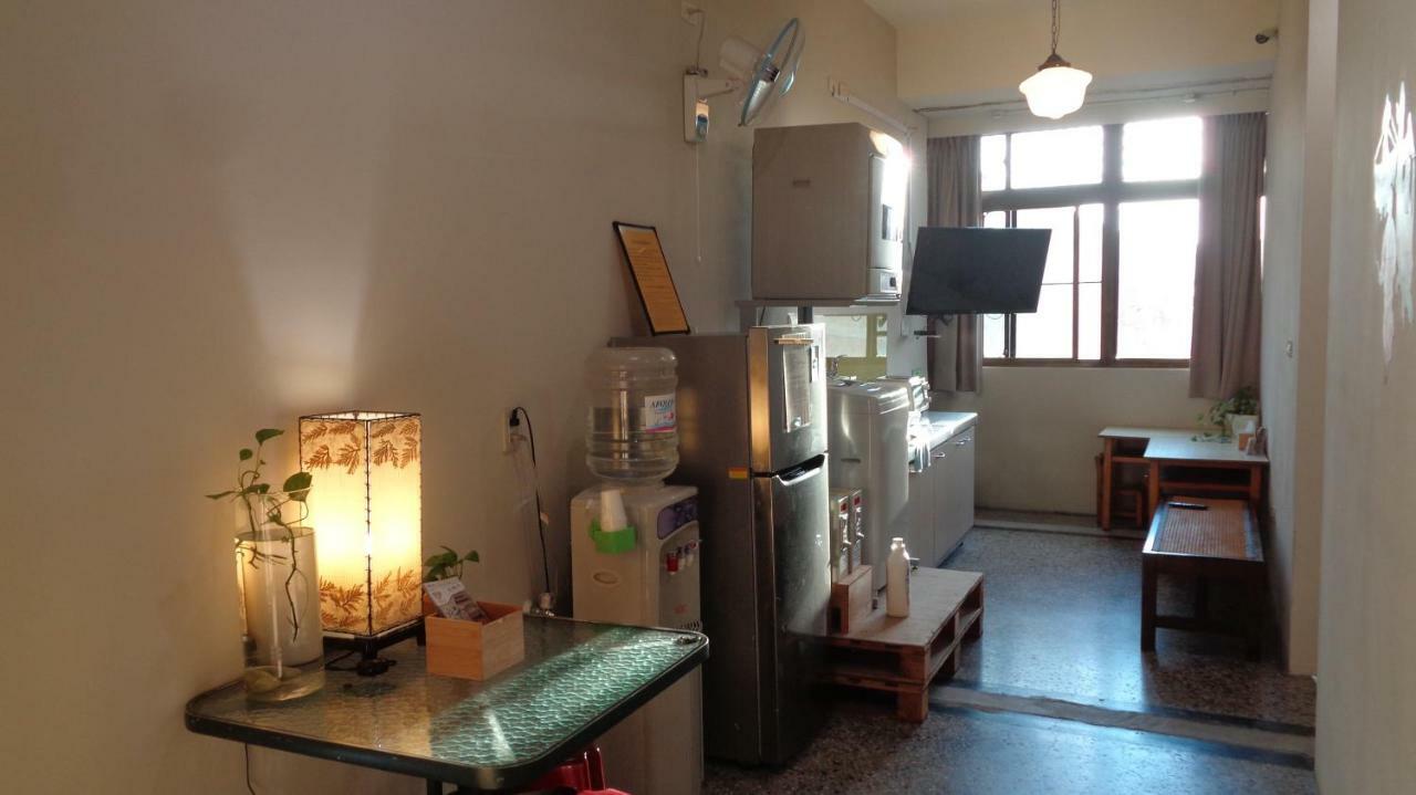 Temple Side Hostel تاينان المظهر الخارجي الصورة
